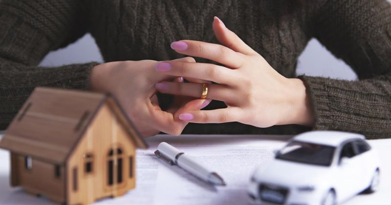 Luật chia tài sản khi ly hôn cho con cái