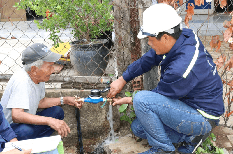 Các đô thị đang dần áp dụng đồng hồ nước thông minh để ghi nhận chỉ số chính xác.